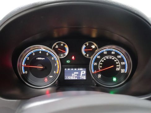 Used 2010 Suzuki SX4 AWD Hatchback image 28