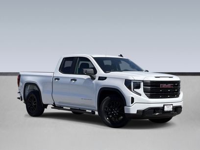 New 2026 GMC Sierra 1500 Pro w/ Graphite Edition