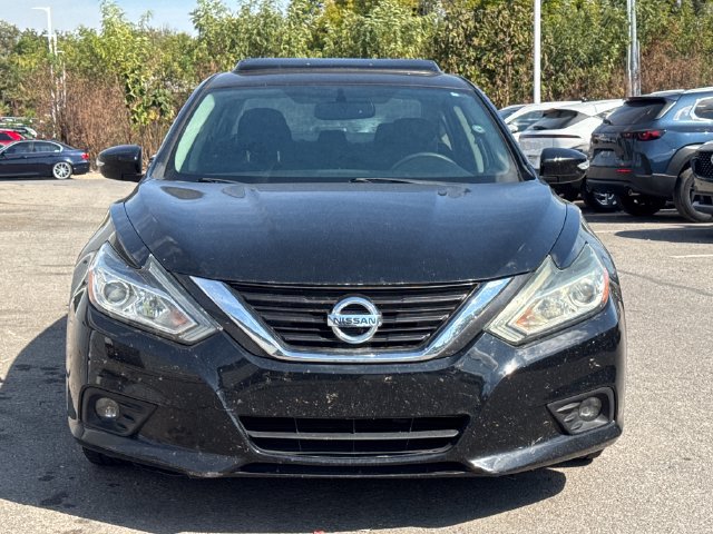 Used 2016 Nissan Altima 2.5 SV w/ Convenience Package FWD image 8