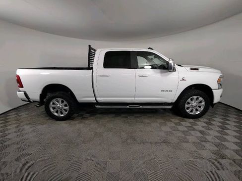 Used 2023 RAM 2500 Laramie AWD/4WD image 9