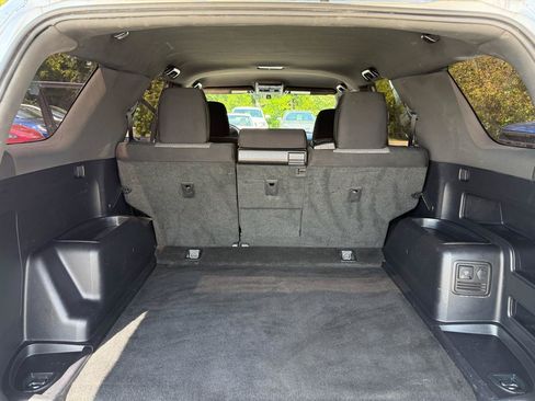 Used 2019 Toyota 4Runner SR5 RWD image 17