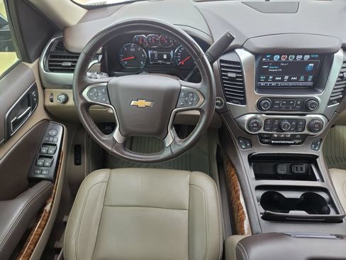 Used 2020 Chevrolet Tahoe Premier AWD/4WD image 28