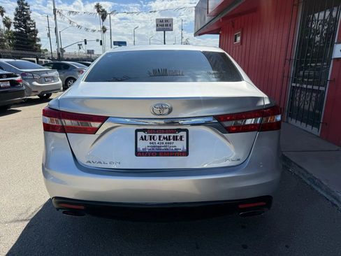 Used 2013 Toyota Avalon XLE image 5