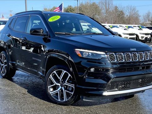 Certified 2025 Jeep Compass Limited w/ Elite Group image 2