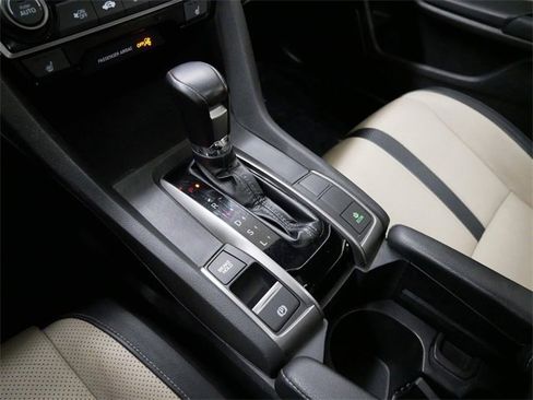 Used 2017 Honda Civic EX-L image 23