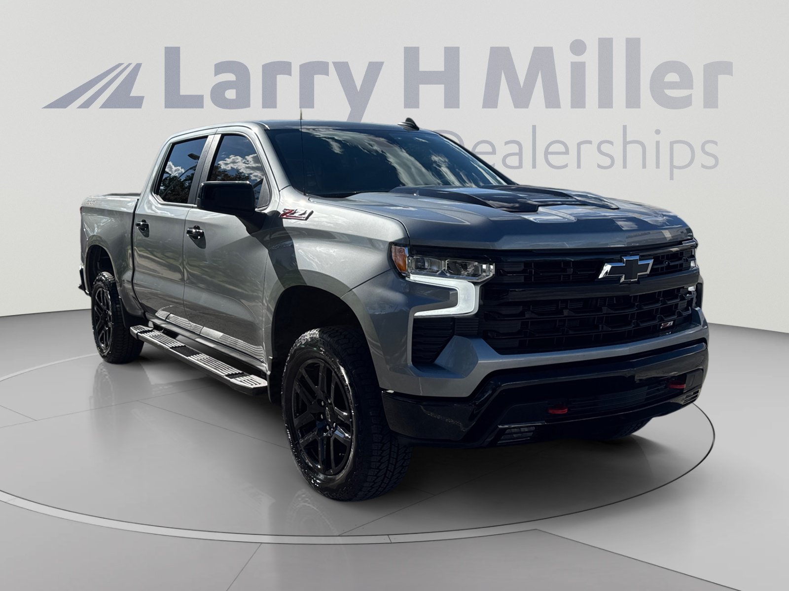 Used 2026 Chevrolet Silverado 1500 LT Trail Boss w/ Convenience Package II AWD/4WD image 7