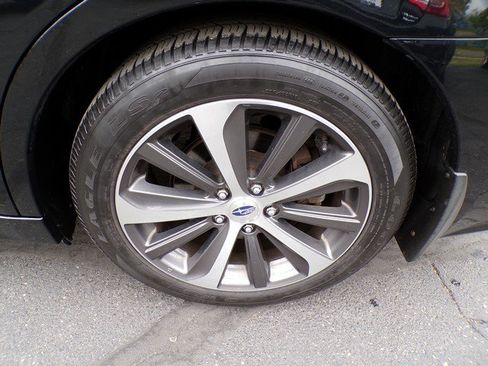 Used 2015 Subaru Legacy 3.6R Limited AWD/4WD image 24