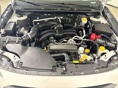 Used 2025 Subaru Outback Premium AWD/4WD image 29