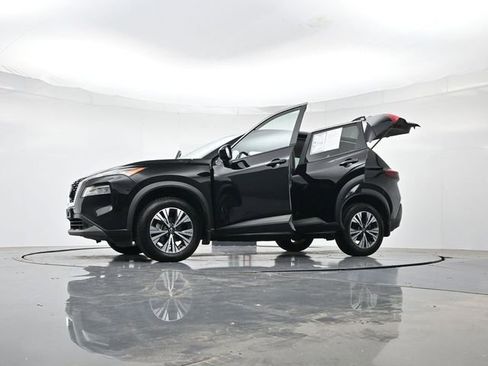 Used 2023 Nissan Rogue SV AWD/4WD image 52
