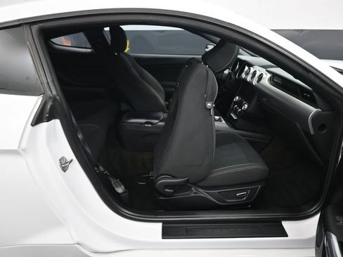 Used 2018 Ford Mustang Coupe w/ Equipment Group 101A RWD image 37