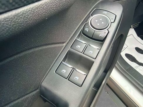 Used 2023 Ford Escape ST-Line w/ Tech Pack #1 AWD/4WD image 19
