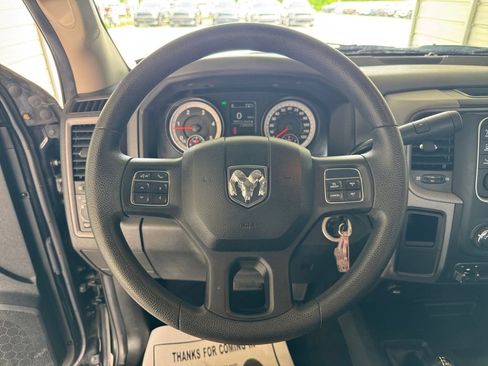 Used 2014 RAM 2500 Tradesman w/ Chrome Appearance Group AWD/4WD image 15