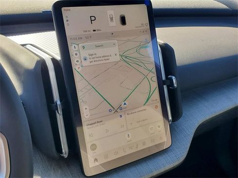 New 2025 Volvo EX30 Plus w/ Protection Package Premier image 17