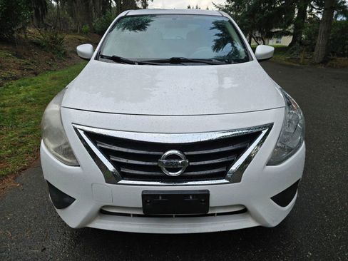 Used 2017 Nissan Versa S Plus image 8