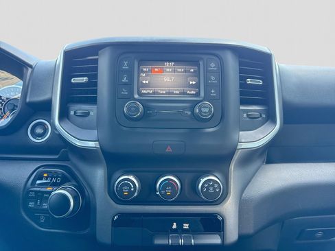 Used 2022 RAM 1500 Big Horn AWD/4WD image 30