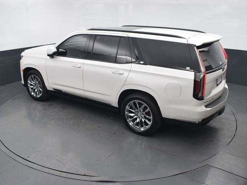 Used 2021 Cadillac Escalade Sport w/ Driver Assist Tech Package AWD/4WD image 45