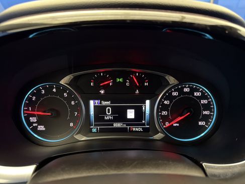 Used 2018 Chevrolet Traverse LT image 17