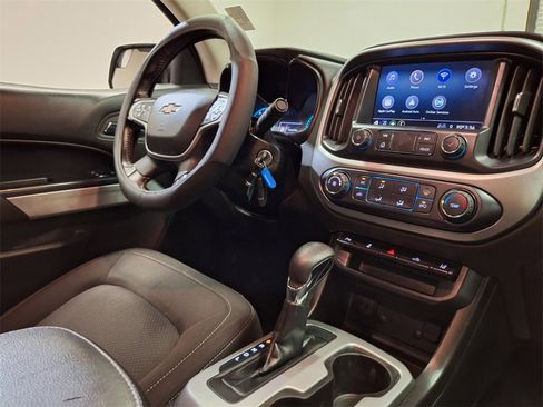 Used 2022 Chevrolet Colorado LT w/ Fleet Safety Package image 28