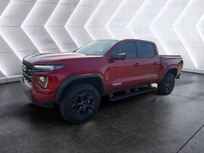 Used 2025 GMC Canyon Elevation w/ Convenience Package