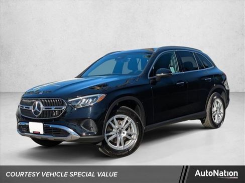Certified 2025 Mercedes-Benz GLC 300 image 1