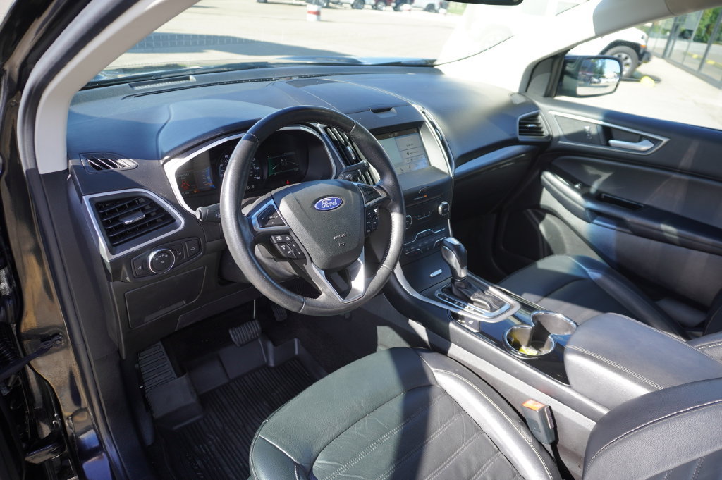 Used 2018 Ford Edge SEL w/ Equipment Group 201A AWD/4WD image 23