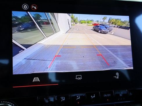 New 2026 GMC Canyon Elevation w/ Convenience Package image 23