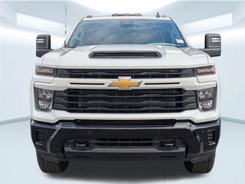 New 2026 Chevrolet Silverado 2500 Custom w/ Custom Value Package image 11