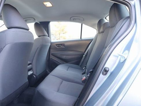 Used 2025 Toyota Corolla LE image 22