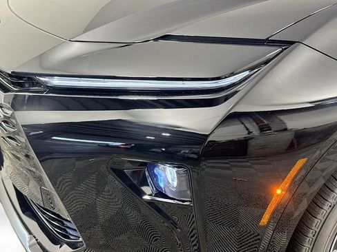 New 2026 Toyota Crown Signia AWD/4WD image 3