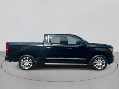 Used 2025 Chevrolet Silverado 1500 High Country w/ High Country Premium Package image 4