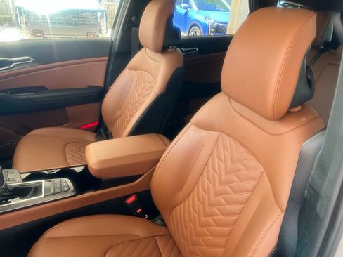 Certified 2026 Kia Sportage X-Line w/ X-Line Technology Package AWD/4WD image 5