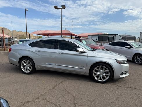 Used 2016 Chevrolet Impala LTZ FWD image 4