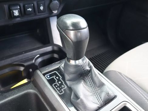 Used 2021 Toyota Tacoma TRD Sport RWD image 29