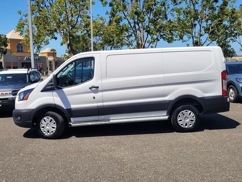 Used 2025 Ford Transit 250 Low Roof w/ Exterior Upgrade Package RWD image 4