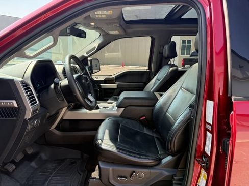 Used 2016 Ford F150 Lariat w/ Equipment Group 502A Luxury AWD/4WD image 14