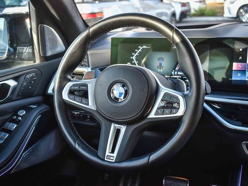 Used 2023 BMW X7 M60i w/ Executive Package image 22