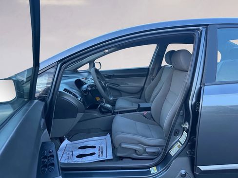 Used 2011 Honda Civic DX-VP image 11