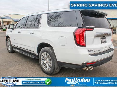 Used 2023 GMC Yukon XL Denali AWD/4WD image 10