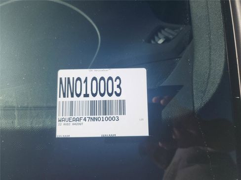 Used 2022 Audi A4 2.0T Premium Plus image 11