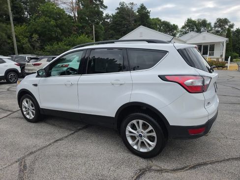 Used 2018 Ford Escape SE AWD/4WD image 4
