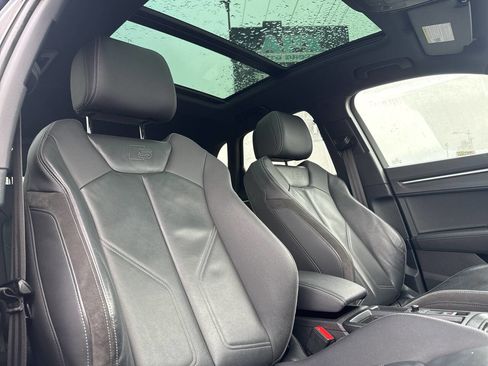 Used 2021 Audi Q3 2.0T Premium Plus w/ Premium Plus Package image 18