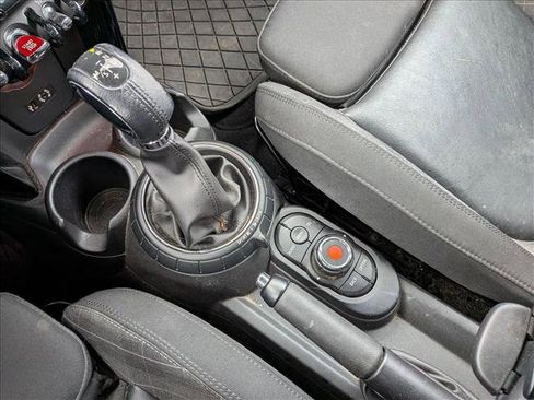 Used 2015 MINI Cooper S image 11