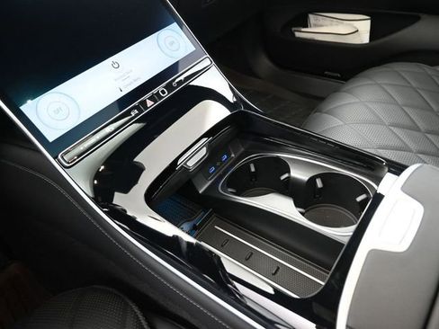 New 2025 Mercedes-Benz S 580 4MATIC Sedan image 9
