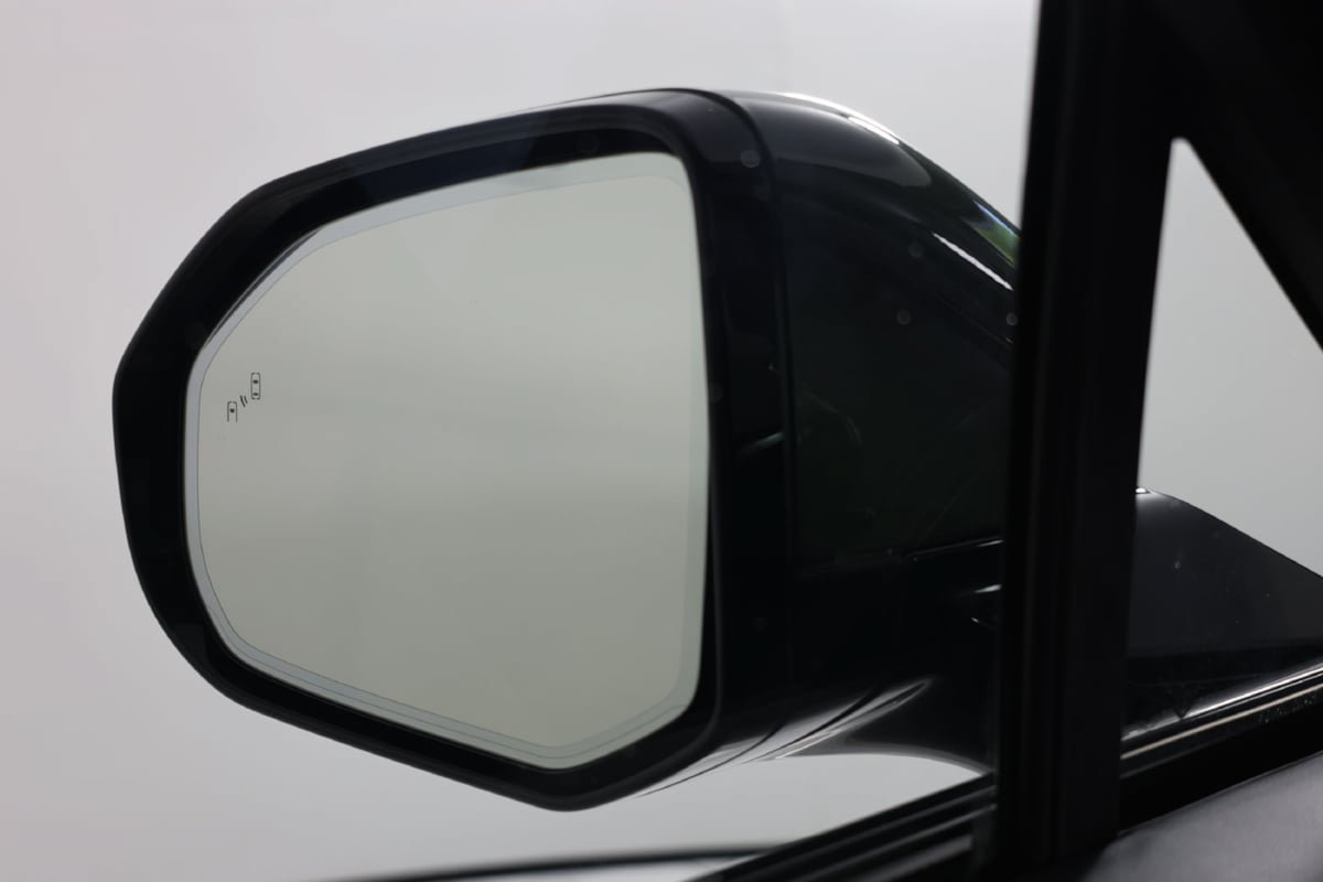 Used 2022 Rivian R1S Launch Edition Quad AWD/4WD image 16