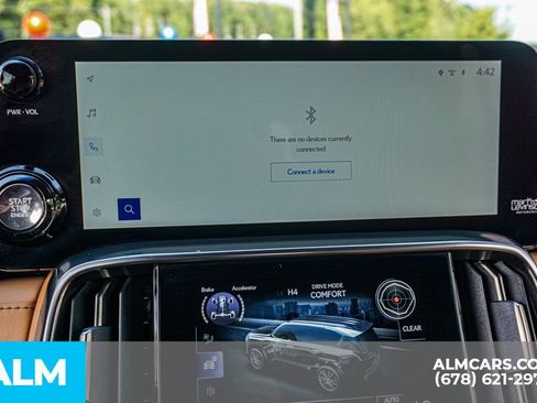 Used 2023 Lexus LX 600 4WD w/ Interior Upgrade Package image 39