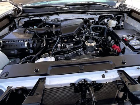 Used 2021 Toyota Tacoma SR w/ SR Convenience Package RWD image 30