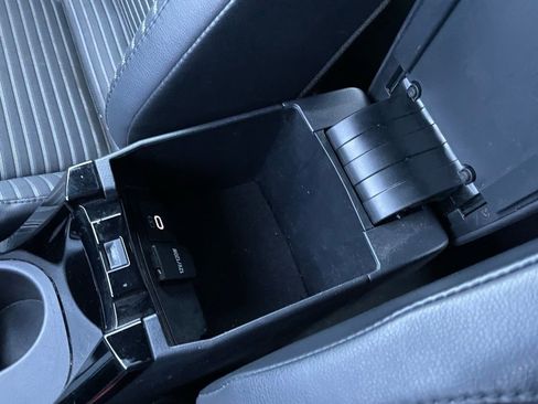 Used 2024 Toyota Corolla XSE image 44