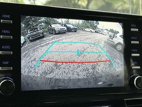 Used 2024 Toyota Sienna XLE w/ XLE Plus Package AWD/4WD image 15