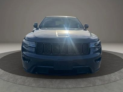 Used 2018 Jeep Grand Cherokee Altitude