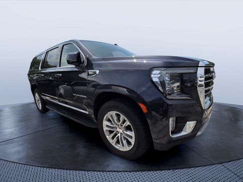 Used 2023 GMC Yukon XL SLT w/ SLT Premium Package AWD/4WD image 1